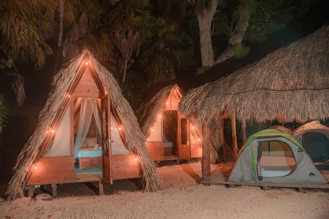 Mapache Hostel & Camping Isla Holbox Екстериор снимка