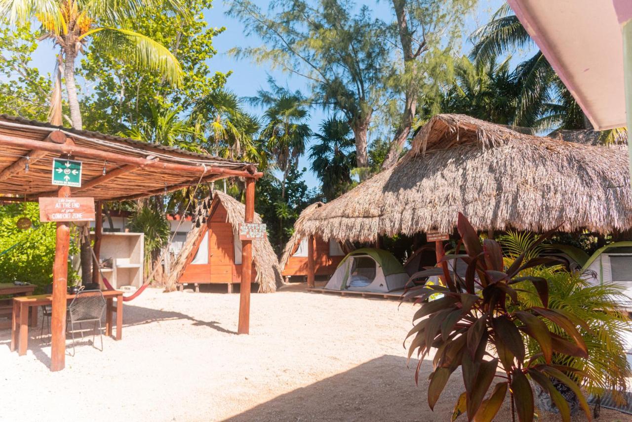 Mapache Hostel & Camping Isla Holbox Екстериор снимка
