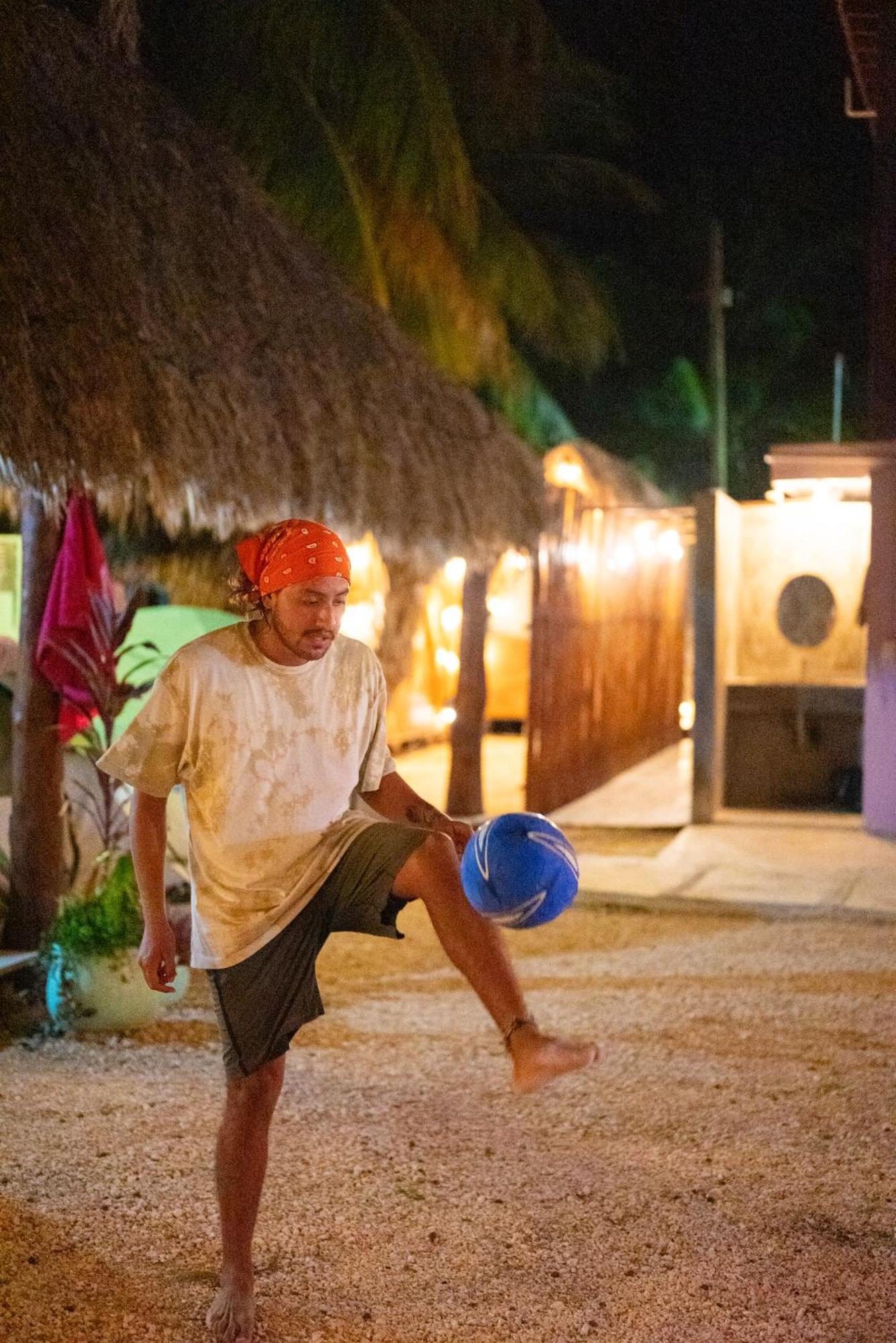 Mapache Hostel & Camping Isla Holbox Екстериор снимка